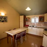 House Maca *