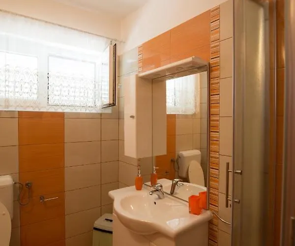 Appartamento House Maca Palit