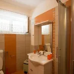 Apartament House Maca Palit